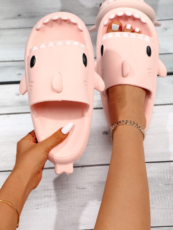 9252ac6ef8f70fca6bd712a4dc83d2de51eed38d0b068593bb574ba974728d77.jpg Shark Design Slides, Light Pink Preppy Style Collegiate Cartoon Slippers