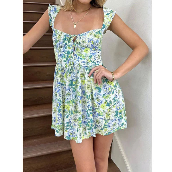 c7ec612a3a9ae71b95e6c7b02412d29d33b11861244434fce5cec9deaf4c745d.jpg Floral Print Mini Cake Dress