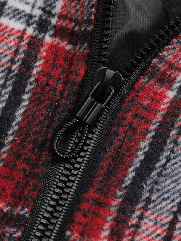ccc236d67d350af81f29c5c2d7898306d6d17f8d8445443c27f39272ebd0bdf2.jpg Quilted Lined Flannel Hooded Plaid Coat