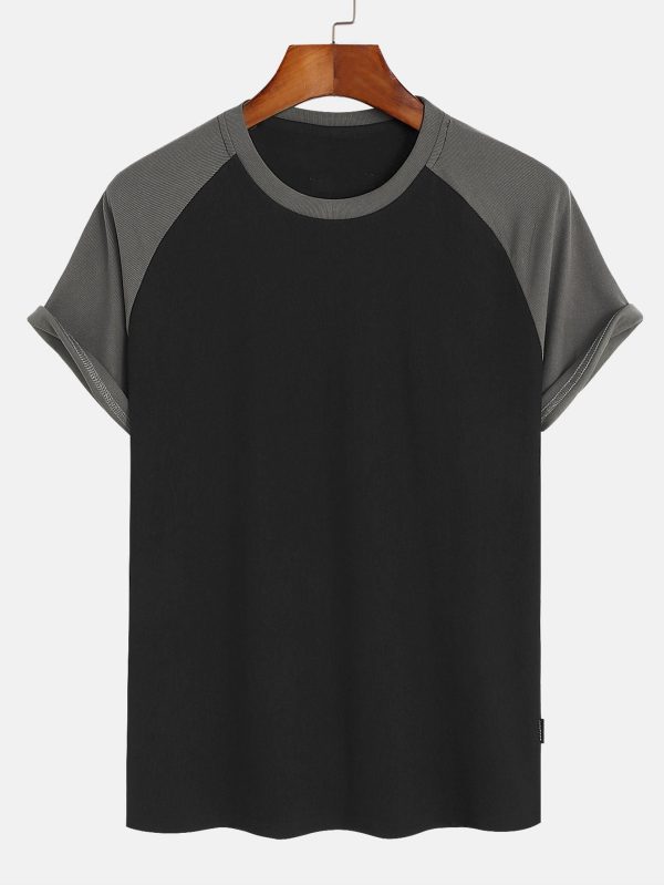 d82d5d8d10bfc76d942d18c48351c6c88fa5c93864159ff8270eb09b34366415.jpg Muscle Fit Paneled Textured T-Shirt