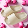 dff7aea2254f8c9df2616fdbfbbed11b212955baea3e83e4d4df842ae51fdfc3.jpg Unisex Chunky Slide Sandals, Couple Soft Indoor Outdoor Slipper Shoes, White