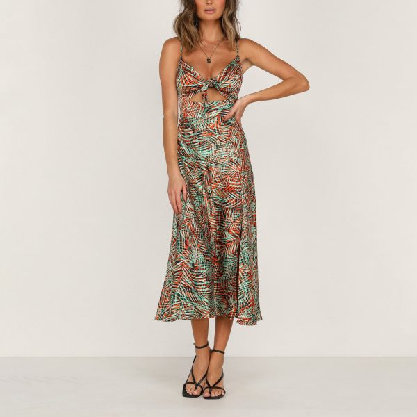 f8d7b78239c8701bd94808198e031bf610f0d9c4f13fd7500834bb0d3569f826.jpg Elegant Print Suspender Dress